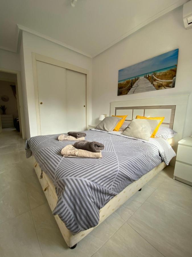 Sunshine Apartment Torrevieja Extérieur photo